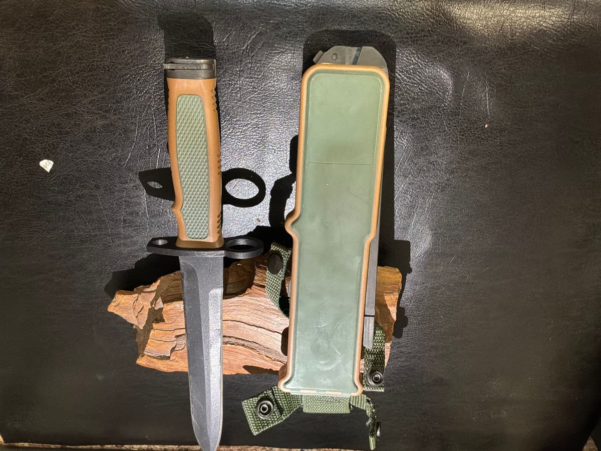 Camillus Cam1A1 Bayonet